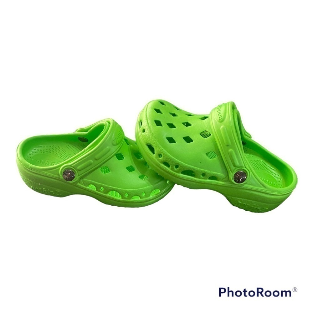 NEW! NOTHINZ SHOES KIDS CLOGS | Green | Size C13 unisex
